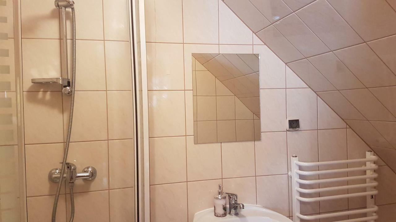 Pokoje Goscinne U Czeska Kluszkowce Exterior foto